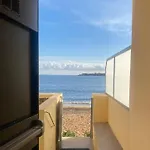 Pieds Dans L Eau דירה