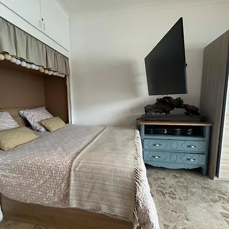 Apartment Pieds Dans L Eau Ajaccio (Corsica)