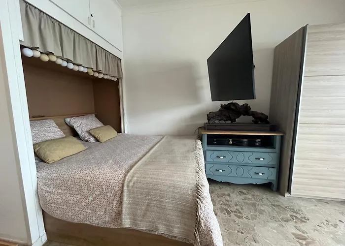 Apartment Pieds Dans L Eau Ajaccio (Corsica)