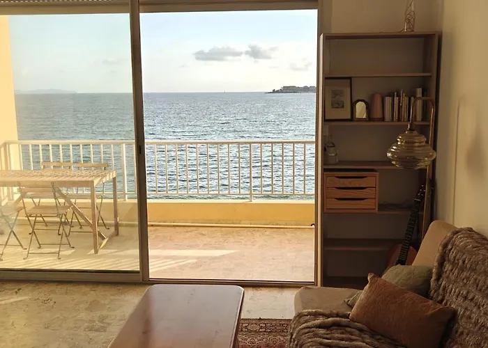 公寓 Pieds Dans L Eau *