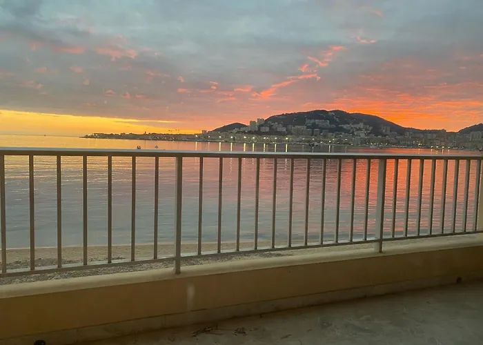 Pieds Dans L Eau * 阿雅克肖